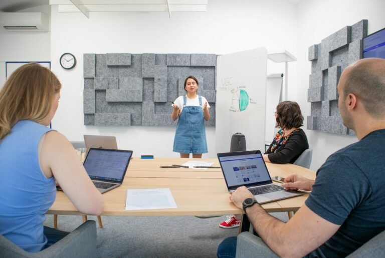 Beyond the Slides: Design Presentations That Inspire — Malaga, 19–23 Oct 2026